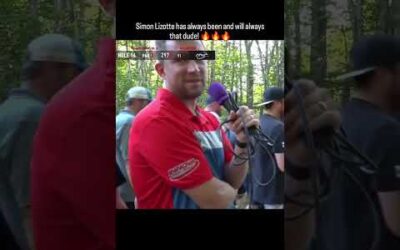 Simon with the twirl and the park job! The best show in disc golf! 💯💯🔥