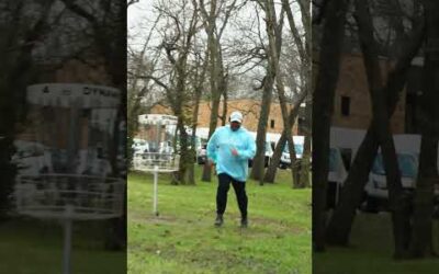 Two chances to get it right #discgolf  #trilogychallenge