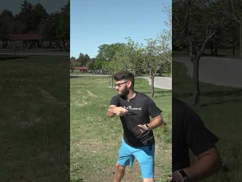Throwing a 45 record in disc golf?? 🥏 #discgolf #challenge